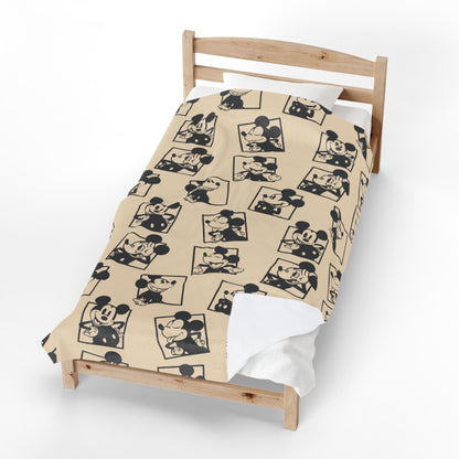 Retro Cartoon Velveteen Plush Blanket - Vintage Mouse Pattern Throw