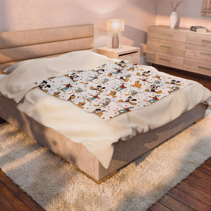 Plush Character Pattern Blanket — Cozy Velveteen Throw for Kids & Disney Fans