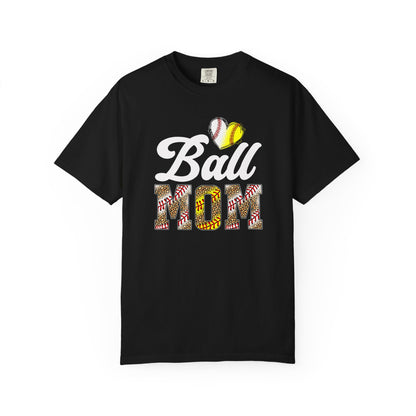 Mom Floral Pattern T-Shirt — Colorful Floral "MOM" Graphic Tee