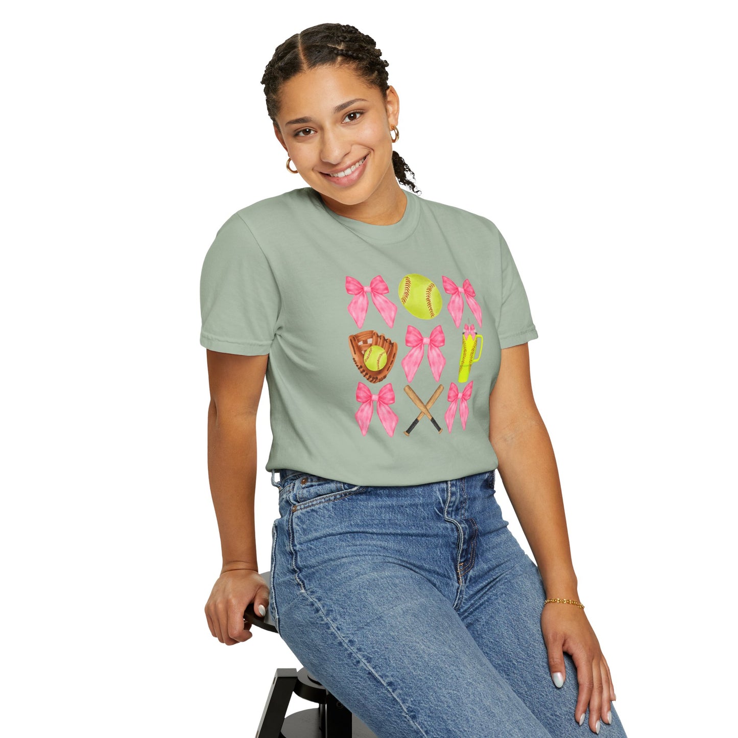 Softball Mom Graphic T‑Shirt — Pink Bows, Glove & Bat Design