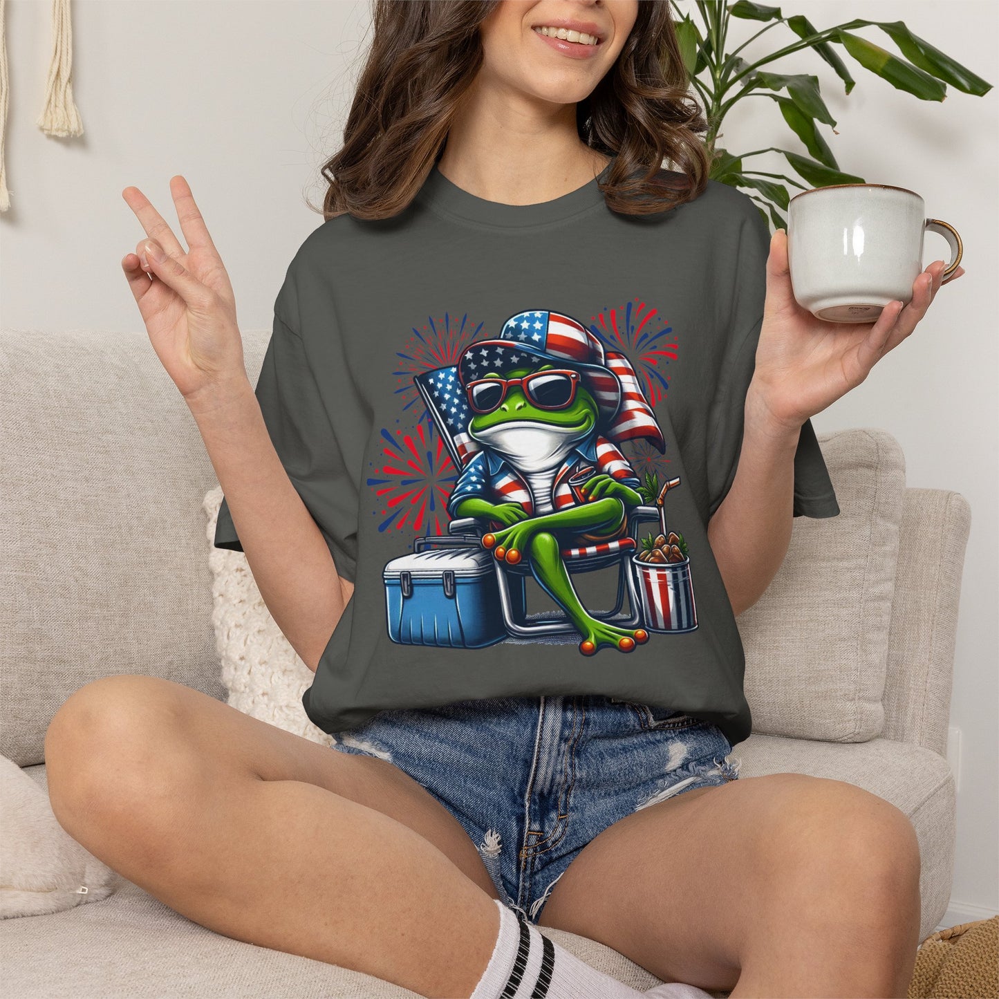 Patriotic Frog BBQ T-Shirt — Fourth of July Frog with American Flag Bandana
