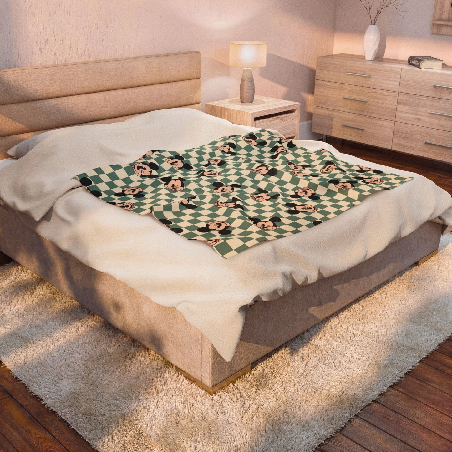Vintage Mickey Mouse Checkered Velveteen Plush Blanket — Cute Retro Disney Throw