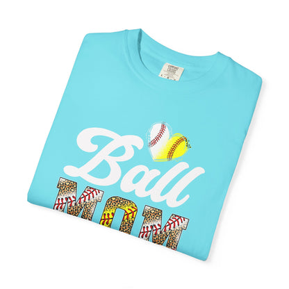 Mom Floral Pattern T-Shirt — Colorful Floral "MOM" Graphic Tee