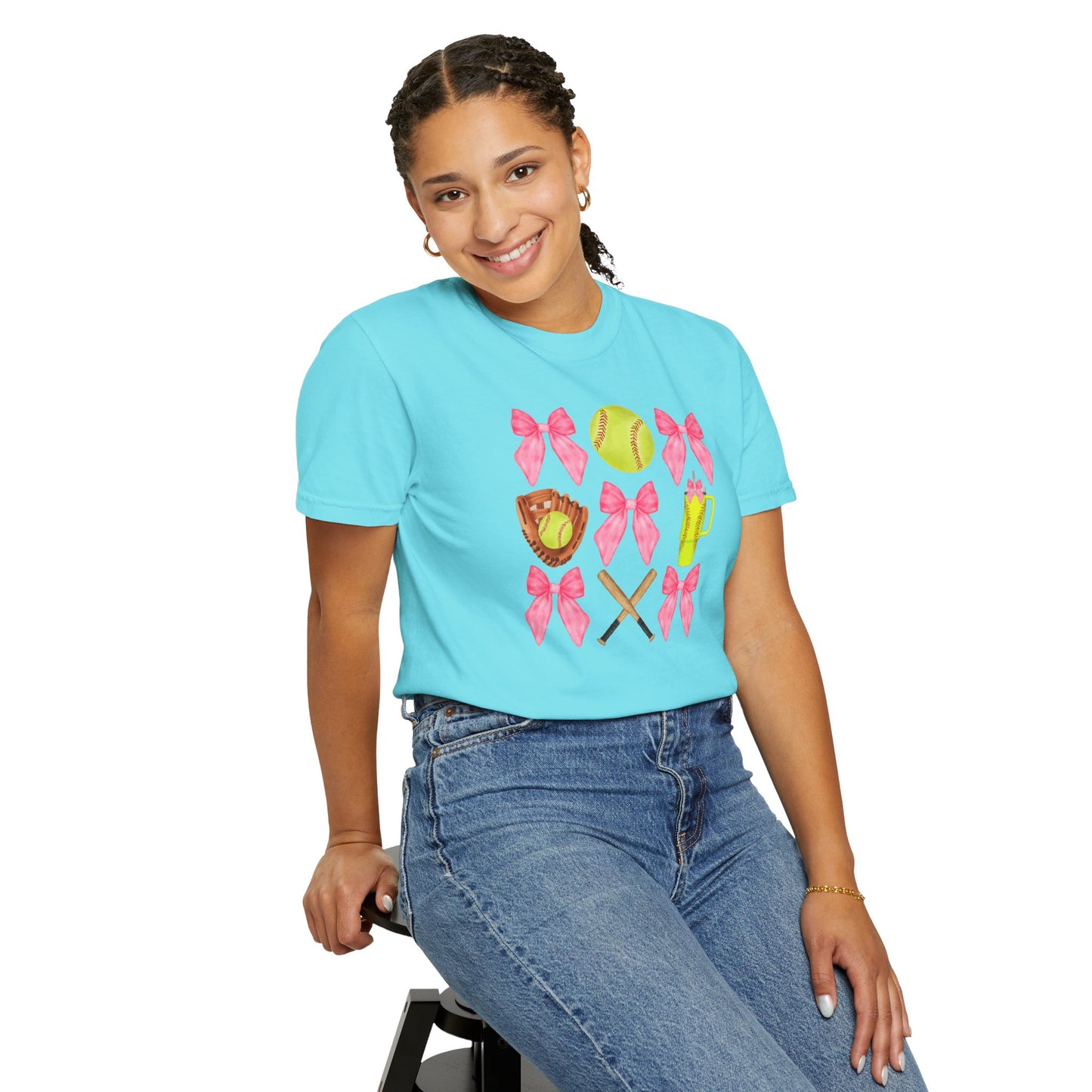 Softball Mom Graphic T‑Shirt — Pink Bows, Glove & Bat Design
