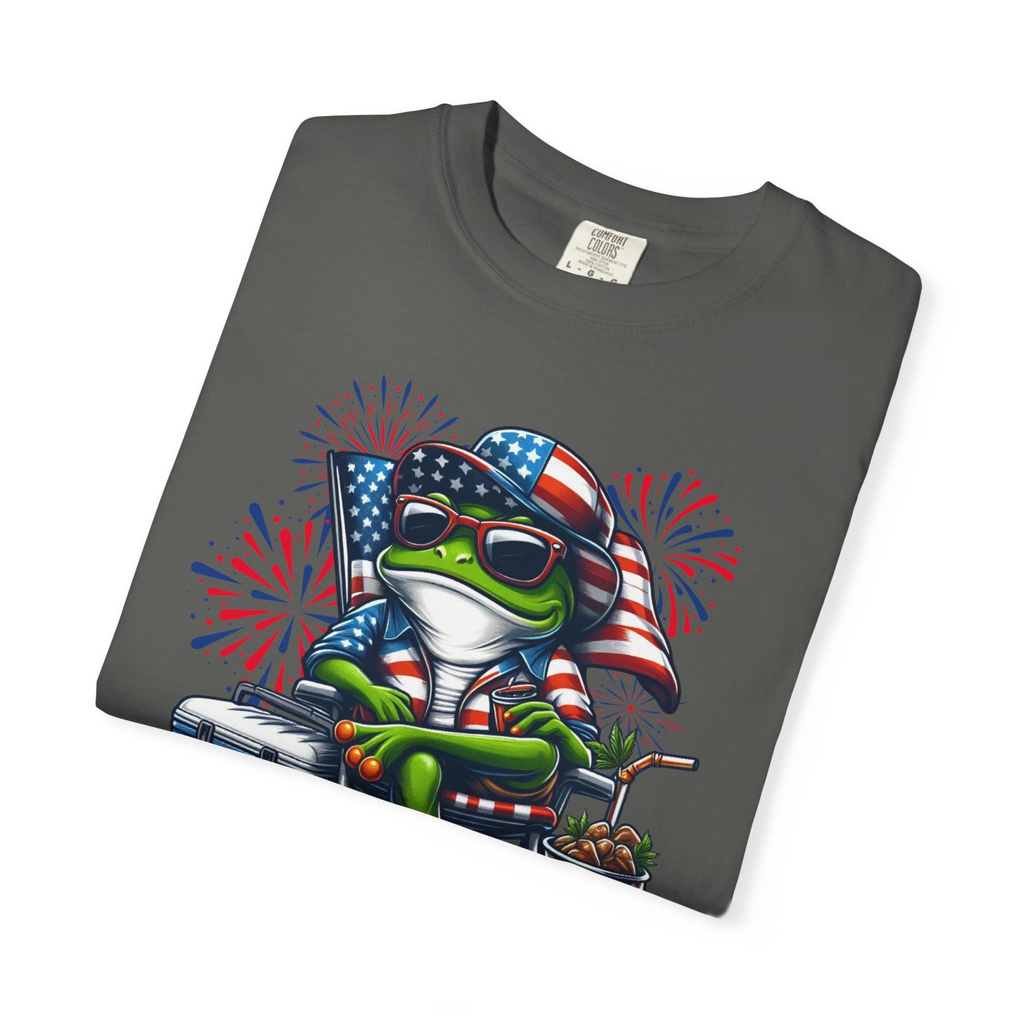 Patriotic Frog BBQ T-Shirt — Fourth of July Frog with American Flag Bandana