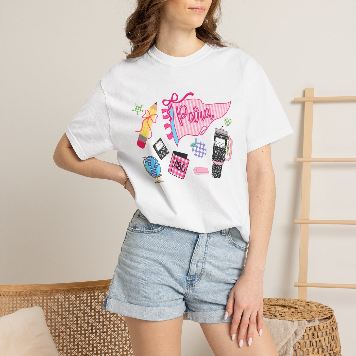 Retro 'Para' Collage T-Shirt — 90s Aesthetic Phone & Makeup Graphic Tee