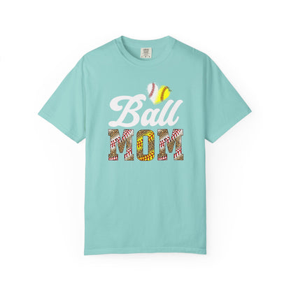 Mom Floral Pattern T-Shirt — Colorful Floral "MOM" Graphic Tee